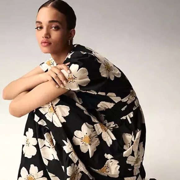 Anthropologie Somerset Tiered Maxi Dress Botanical Floral Daisy Black Size M NEW - Picture 1 of 6